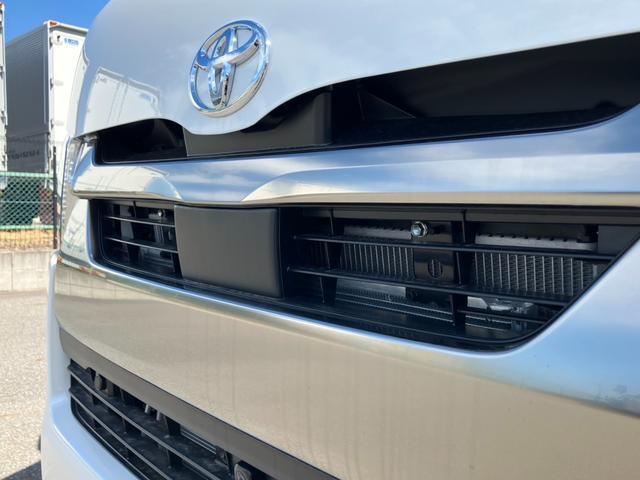 TOYOTA HIACE VAN LONG SUPER GL DARK PRIME S