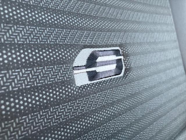 TOYOTA HIACE VAN LONG SUPER GL DARK PRIME S