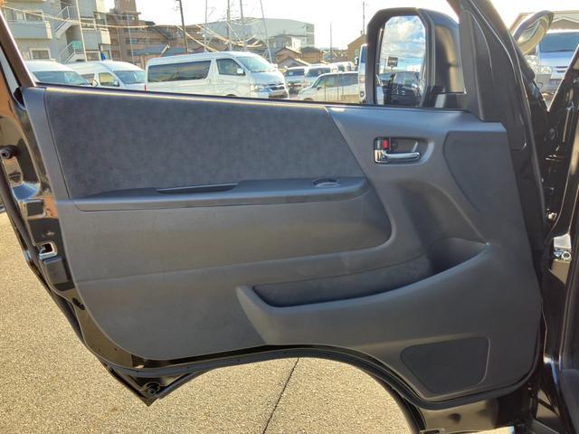 ハイエースワゴン GL 登録済未使用車/4列10人乗/パノラミックビューモニター/デジタルインナーミラー/パワースライドドア/LEDヘッドライト/クリアランスソナー/トヨタセーフティーセンス/LEDフォグランプ(44枚目)