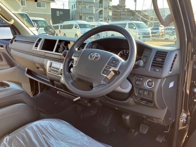 ハイエースワゴン GL 登録済未使用車/4列10人乗/パノラミックビューモニター/デジタルインナーミラー/パワースライドドア/LEDヘッドライト/クリアランスソナー/トヨタセーフティーセンス/LEDフォグランプ(48枚目)