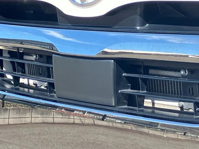 ハイエースバン スーパーＧＬ　ダークプライムＩＩ　４ＷＤ／寒冷地仕様／ナビＴＶ／バックカメラ／ＥＴＣ／パノラミックビューモニター／デジタルインナーミラー／フロントスポイラー／１６ｉｎアルミ／シートカバー／ＬＥＤヘッドライト／床張りキット／ベッドキット（28枚目）