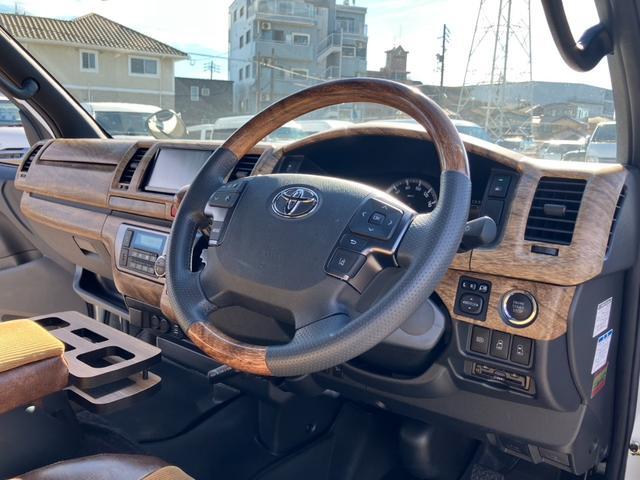 ハイエースバン スーパーＧＬ　ダークプライムＩＩ　４ＷＤ／寒冷地仕様／ナビＴＶ／バックカメラ／ＥＴＣ／パノラミックビューモニター／デジタルインナーミラー／フロントスポイラー／１６ｉｎアルミ／シートカバー／ＬＥＤヘッドライト／床張りキット／ベッドキット（48枚目）