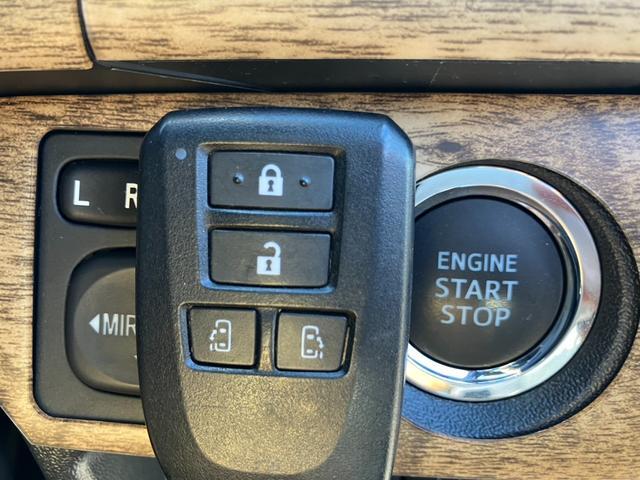 ハイエースバン スーパーＧＬ　ダークプライムＩＩ　４ＷＤ／寒冷地仕様／ナビＴＶ／バックカメラ／ＥＴＣ／パノラミックビューモニター／デジタルインナーミラー／フロントスポイラー／１６ｉｎアルミ／シートカバー／ＬＥＤヘッドライト／床張りキット／ベッドキット（55枚目）