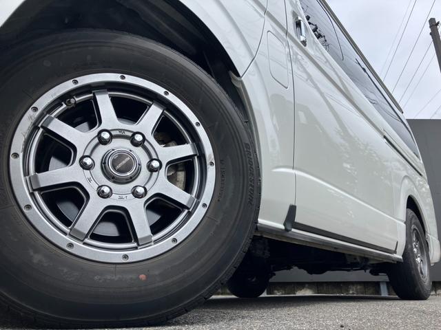 ハイエースバン スーパーGL ダークプライムII 4WD/ナビTV/Bカメラ/ETC/スマートキー/AC100V電源/セーフティセンス/15インチアルミ/LEDヘッドライト/フォグライト/リア小窓付きスライドドア/クリアランスソナー/オートハイビーム(14枚目)