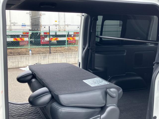 ハイエースバン スーパーGL ダークプライムII 4WD/ナビTV/Bカメラ/ETC/スマートキー/AC100V電源/セーフティセンス/15インチアルミ/LEDヘッドライト/フォグライト/リア小窓付きスライドドア/クリアランスソナー/オートハイビーム(55枚目)