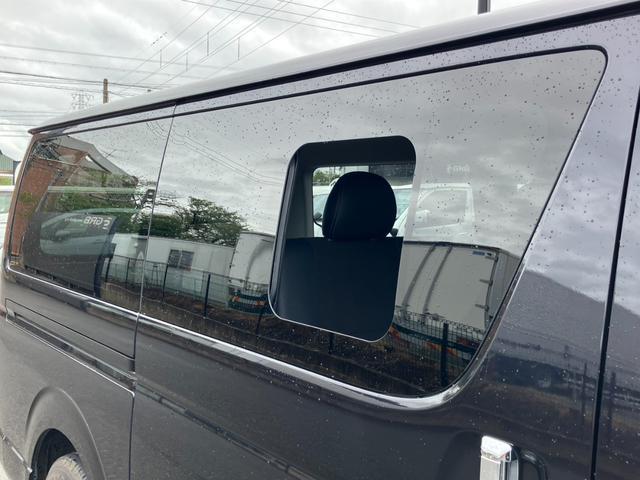 ハイエースバン スーパーGL ダークプライム ナビTV/バックカメラ/ETC/フリップダウンモニター/トヨタセーフティーセンス/レーンデパーチャーアラート/オートハイビーム/LEDヘッドライト/AC100V電源/スマートキー/ベッドキット(33枚目)