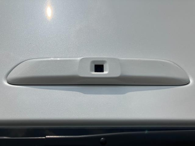 ハイエースワゴン グランドキャビン 登録済未使用車/4WD/4列10人乗り/デジタルインナーミラー/パノラミックビューモニター/パワースライドドア/LEDヘッドライト/スマートキー/トヨタセーフティーセンス/LEDフォグ(34枚目)