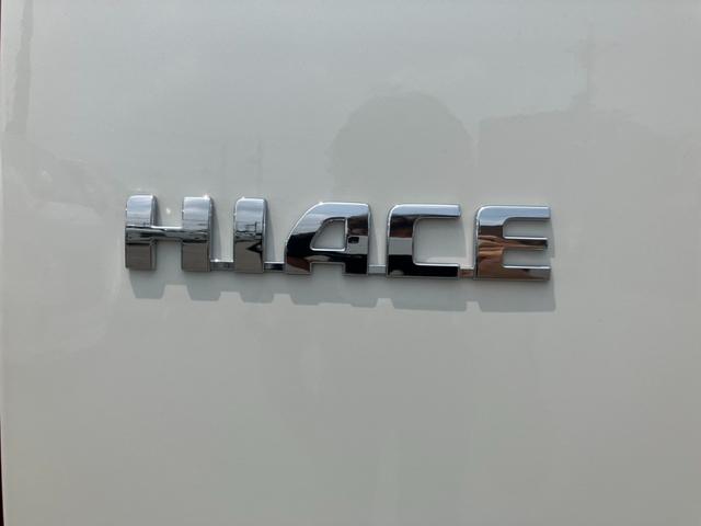 ハイエースワゴン グランドキャビン 登録済未使用車/4WD/4列10人乗り/デジタルインナーミラー/パノラミックビューモニター/パワースライドドア/LEDヘッドライト/スマートキー/トヨタセーフティーセンス/LEDフォグ(34枚目)