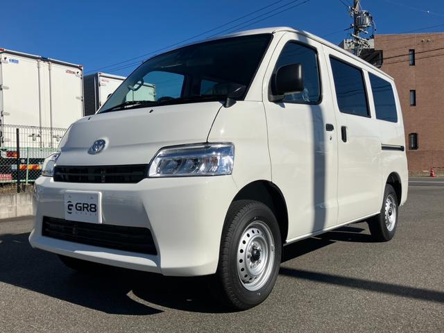 タウンエースバン GL 4WD/トヨタセーフティセンス/コーナーセンサー/アイドリングストップ/キーレスエントリー/Wエアバッグ/パワーウインドウ/横滑り防止装置/ヘッドライトレベライザー/純正ホイール/登録済未使用車(10枚目)