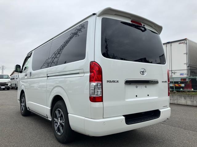 ハイエースバン スーパーGL ダークプライムII 4WD/1オーナー/Kenwoodフローティングナビ/パノラミックビューM/ALPINE デジタルインナーミラー//両側パワースライドドア/クリアランスソナー/大型センターコンソール/センターカーテン(12枚目)