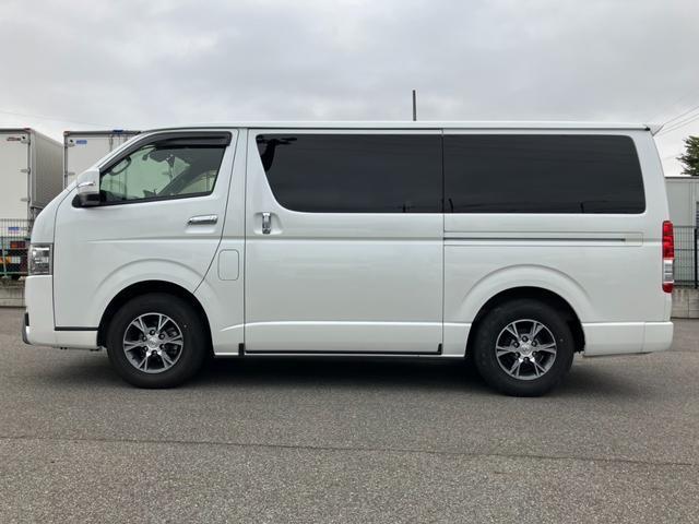 ハイエースバン スーパーGL ダークプライムII 4WD/1オーナー/Kenwoodフローティングナビ/パノラミックビューM/ALPINE デジタルインナーミラー//両側パワースライドドア/クリアランスソナー/大型センターコンソール/センターカーテン(24枚目)