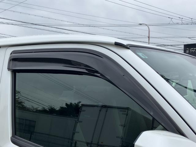 ハイエースバン スーパーGL ダークプライムII 4WD/1オーナー/Kenwoodフローティングナビ/パノラミックビューM/ALPINE デジタルインナーミラー//両側パワースライドドア/クリアランスソナー/大型センターコンソール/センターカーテン(32枚目)