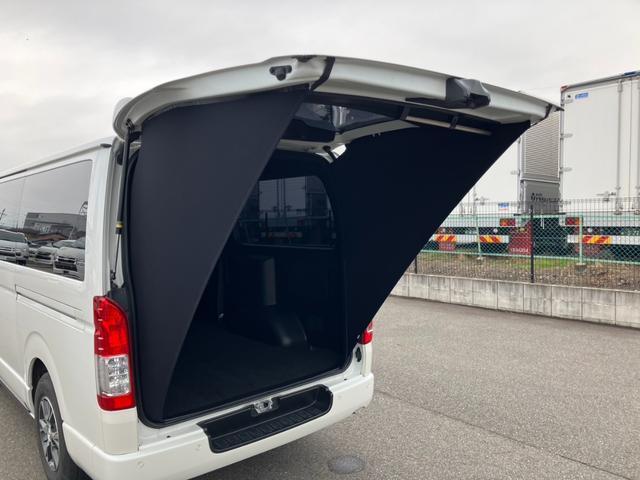 ハイエースバン スーパーGL ダークプライムII 4WD/1オーナー/Kenwoodフローティングナビ/パノラミックビューM/ALPINE デジタルインナーミラー//両側パワースライドドア/クリアランスソナー/大型センターコンソール/センターカーテン(60枚目)