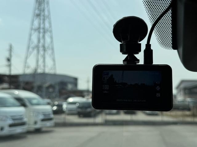 ハイエースバン スーパーGL ダークプライムII 1オーナ/フローティングナビ/Bカメラ/全方位カメラ//デジタルインナM/両側電動スライド/16inAW/ベッド(52枚目)