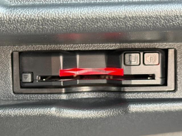 ハイエースバン スーパーGL ダークプライムII 1オーナ/フローティングナビ/Bカメラ/全方位カメラ//デジタルインナM/両側電動スライド/16inAW/ベッド(56枚目)