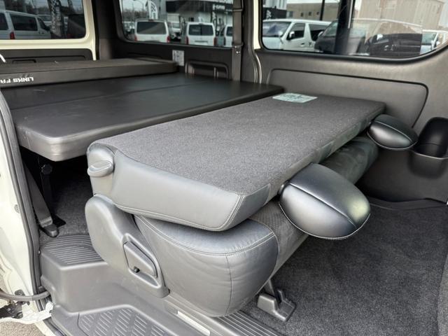 ハイエースバン スーパーGL ダークプライムII 1オーナ/フローティングナビ/Bカメラ/全方位カメラ//デジタルインナM/両側電動スライド/16inAW/ベッド(58枚目)