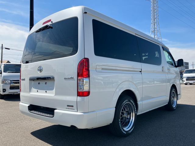 ハイエースバン ロングワイドスーパーGL ダークプライムII 1オーナー/ナビTV/Bカメラ/パノラミックビューM/デジタルインナーミラー/両側電動スライドドア/モデリスタフロントスポイラー/17インチAW/LEDヘッドライト/LEDフォグ(11枚目)