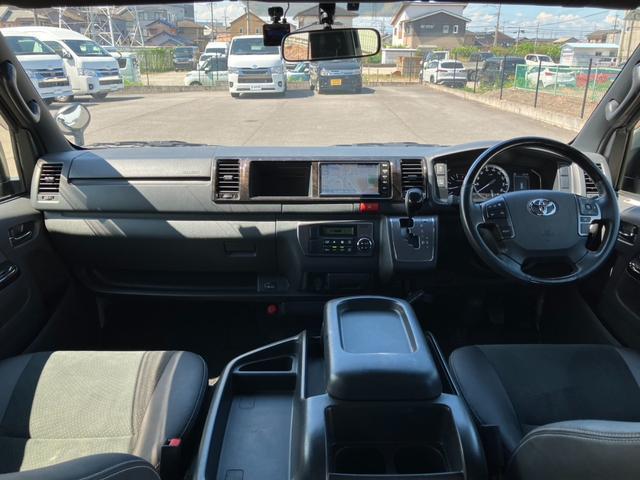 ハイエースバン ロングワイドスーパーGL ダークプライムII 1オーナー/ナビTV/Bカメラ/パノラミックビューM/デジタルインナーミラー/両側電動スライドドア/モデリスタフロントスポイラー/17インチAW/LEDヘッドライト/LEDフォグ(15枚目)