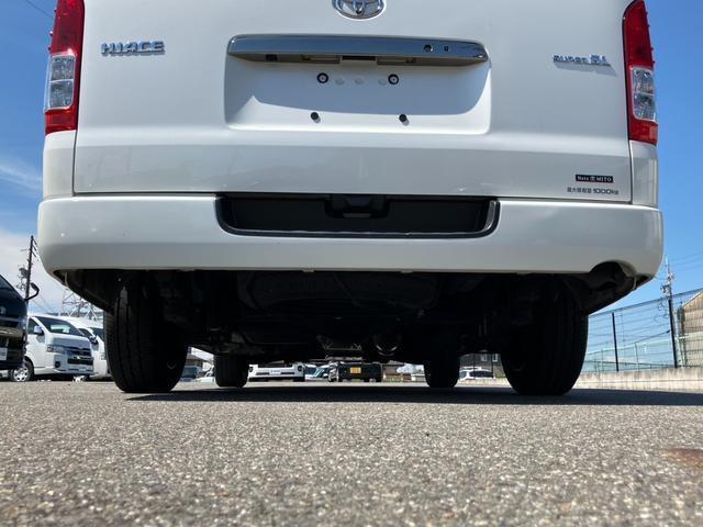 ハイエースバン ロングワイドスーパーGL ダークプライムII 1オーナー/ナビTV/Bカメラ/パノラミックビューM/デジタルインナーミラー/両側電動スライドドア/モデリスタフロントスポイラー/17インチAW/LEDヘッドライト/LEDフォグ(43枚目)