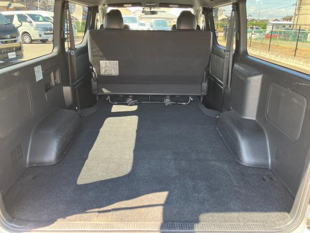 ハイエースバン ロングワイドスーパーGL ダークプライムII 1オーナー/ナビTV/Bカメラ/パノラミックビューM/デジタルインナーミラー/両側電動スライドドア/モデリスタフロントスポイラー/17インチAW/LEDヘッドライト/LEDフォグ(59枚目)