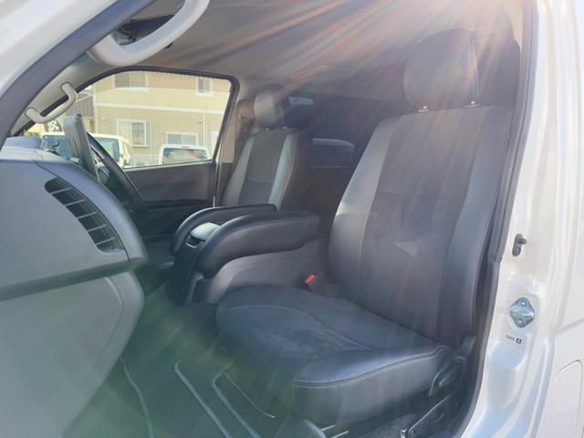 ハイエースバン スーパーGL ダークプライム 4WD/ALPINE BIGDA/ALPINEデジタルインナーミラー/ETC/ESSEXフロントスポイラー/サイドステップ/リアライナー/16inアルミ/ローダウン/LEDテール/ベッドキット(46枚目)