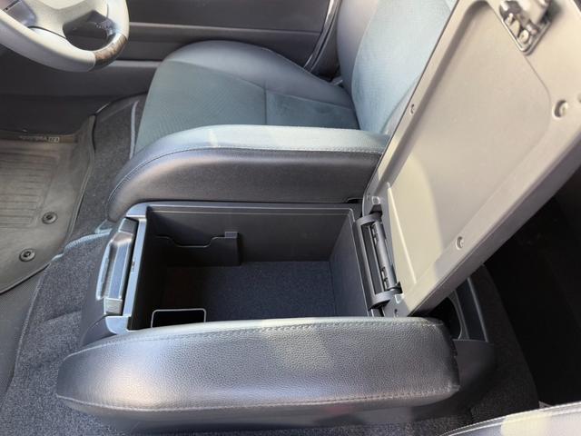 ハイエースバン スーパーGL ダークプライム 4WD/ALPINE BIGDA/ALPINEデジタルインナーミラー/ETC/ESSEXフロントスポイラー/サイドステップ/リアライナー/16inアルミ/ローダウン/LEDテール/ベッドキット(49枚目)