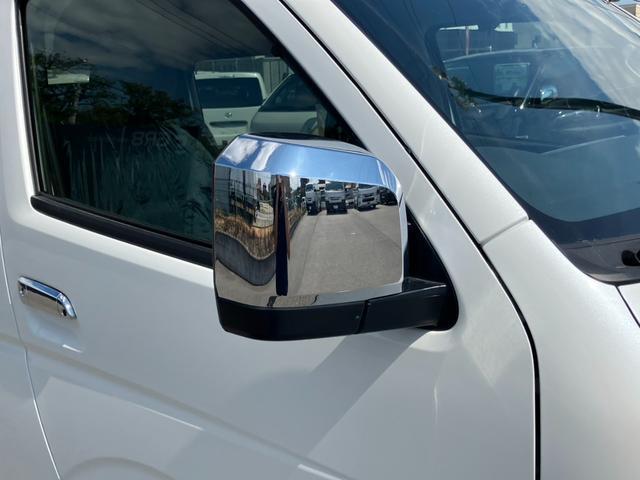 ハイエースワゴン グランドキャビン　ファインテックツアラー／登録済未使用車／ＡＬＰＩＮＥ　ＢＩＧＸ／ＨＤＭＩ／フリップダウンモニター／１０人乗り／デジタルインナＭ／パノラミックビューＭ／電動スライドドア／ＬＥＤフォグライト／スマートキー（31枚目）