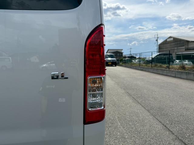 ハイエースワゴン ＧＬ　新車未登録／ＡＬＰＩＮＥ　ＢＩＧＸ／ＨＤＭＩ／フリップダウンモニター／ルーフスピーカー／パノラミックビューＭ／デジタルインナーＭ／パワースライドドア／ローダウン／フロントスポイラー／１６ｉｎアルミ（39枚目）