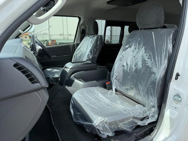 ハイエースワゴン ＧＬ　新車未登録／ＡＬＰＩＮＥ　ＢＩＧＸ／ＨＤＭＩ／フリップダウンモニター／ルーフスピーカー／パノラミックビューＭ／デジタルインナーＭ／パワースライドドア／ローダウン／フロントスポイラー／１６ｉｎアルミ（46枚目）