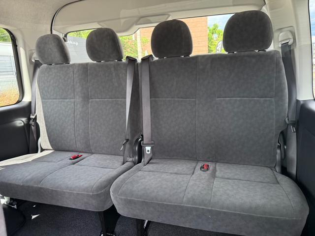 ハイエースワゴン ＧＬ　新車未登録／ＡＬＰＩＮＥ　ＢＩＧＸ／ＨＤＭＩ／フリップダウンモニター／ルーフスピーカー／パノラミックビューＭ／デジタルインナーＭ／パワースライドドア／ローダウン／フロントスポイラー／１６ｉｎアルミ（64枚目）