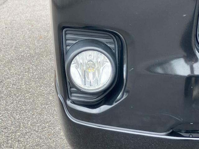 ハイエースバン スーパーGL ダークプライムII PanasonicフローティングナビTV/バックカメラ/ETC/AC100V電源/GR8センターコンソール/フロントスポイラー/16インチアルミホイール/LEDヘッドライト/トヨタセーフティーセンス(26枚目)