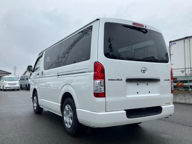 ハイエースバン スーパーGL ダークプライムII ナビTV/Bカメラ/ETC/両側パワースライドドア/ステアリングスイッチ/LEDヘッドライト/トヨタセーフティーセンス/スマートキ&プッシュスタート/Wエアバック/LEDルームランプ/新品ベッドキット(12枚目)