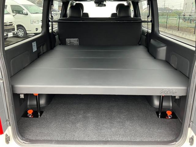 ハイエースバン スーパーGL ダークプライムII ナビTV/Bカメラ/ETC/両側パワースライドドア/ステアリングスイッチ/LEDヘッドライト/トヨタセーフティーセンス/スマートキ&プッシュスタート/Wエアバック/LEDルームランプ/新品ベッドキット(20枚目)