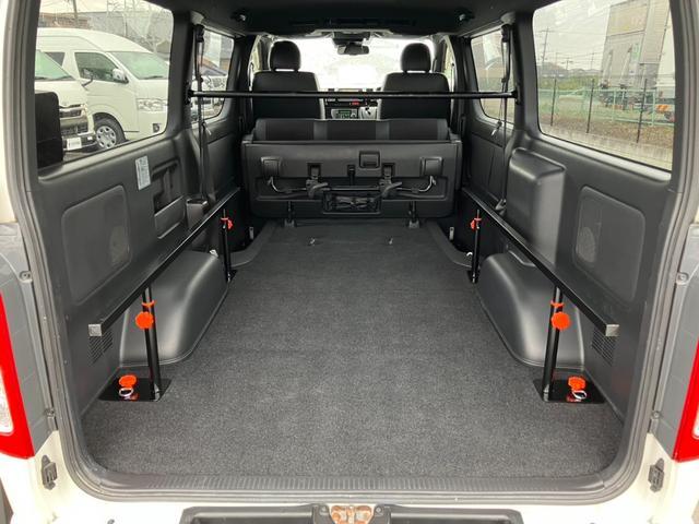 ハイエースバン スーパーGL ダークプライムII ナビTV/Bカメラ/ETC/両側パワースライドドア/ステアリングスイッチ/LEDヘッドライト/トヨタセーフティーセンス/スマートキ&プッシュスタート/Wエアバック/LEDルームランプ/新品ベッドキット(57枚目)