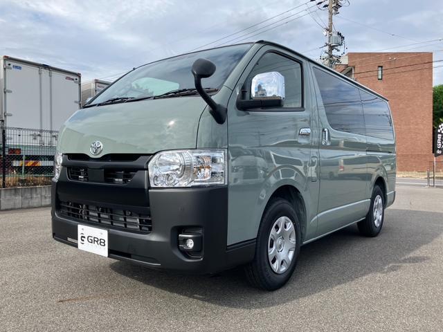 ハイエースバン ロングスーパーＧＬ　アースカラーパッケージ　新車未登録／ＡＬＰＩＮＥ　ＢＩＧＸ／ＨＤＭＩ／Ｂカメラ／フリップダウンモニター／デジタルインナーＭ／パノラミックビューＭ／両側電動スライドドア／クリアランスソナー／ＬＥＤヘッド（10枚目）