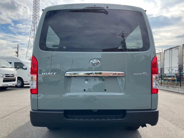 ハイエースバン ロングスーパーＧＬ　アースカラーパッケージ　新車未登録／ＡＬＰＩＮＥ　ＢＩＧＸ／ＨＤＭＩ／Ｂカメラ／フリップダウンモニター／デジタルインナーＭ／パノラミックビューＭ／両側電動スライドドア／クリアランスソナー／ＬＥＤヘッド（22枚目）