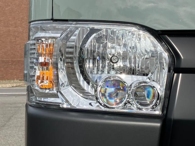 ハイエースバン ロングスーパーＧＬ　アースカラーパッケージ　新車未登録／ＡＬＰＩＮＥ　ＢＩＧＸ／ＨＤＭＩ／Ｂカメラ／フリップダウンモニター／デジタルインナーＭ／パノラミックビューＭ／両側電動スライドドア／クリアランスソナー／ＬＥＤヘッド（25枚目）