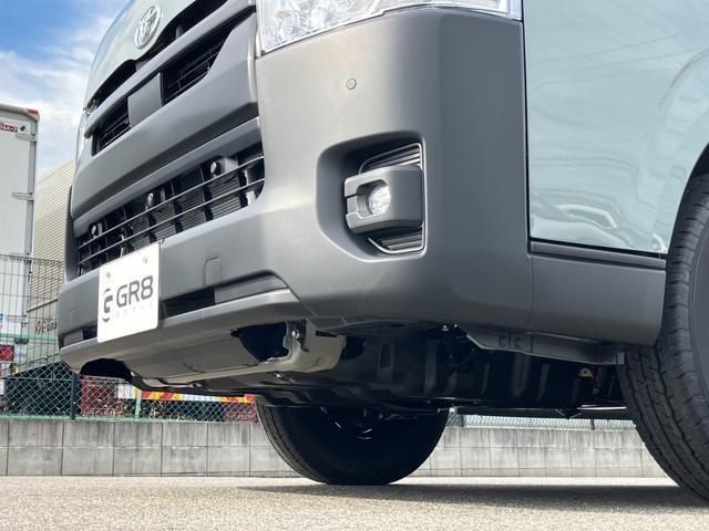 ハイエースバン ロングスーパーＧＬ　アースカラーパッケージ　新車未登録／ＡＬＰＩＮＥ　ＢＩＧＸ／ＨＤＭＩ／Ｂカメラ／フリップダウンモニター／デジタルインナーＭ／パノラミックビューＭ／両側電動スライドドア／クリアランスソナー／ＬＥＤヘッド（32枚目）