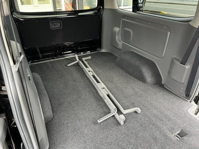 NV350キャラバンバン ロングライダープレミアムGXプロ・スタイルパッケージ ケンウッドナビ/バックカメラ/ETC/エマージェンシーブレーキ/インテリジェントキー/AUTECH純正アルミ/Fスポイラー/片側パワースライドドア/助手席エアバッグ/LEDヘッドライト(53枚目)