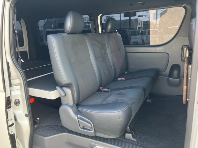 ハイエースバン スーパーＧＬ　ダークプライムＩＩ　１オーナー／ＰａｎａｓｏｎｉｃフローティングナビＴＶ／バックカメラ／パノラミックビューモニター／両側パワースライドドア／ＴＲＤフロントスポイラー／１６ｉｎアルミ／クリアランスソナー／ベッドキット（56枚目）