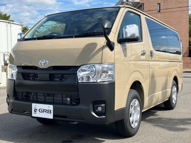 ハイエースバン ロングスーパーＧＬ　アースカラーパッケージ　未登録新車／４ＷＤ／両側パワースライドドア／パノラミックビューモニター／デジタルインナーミラー／クリアランスソナー／ＬＥＤヘッドライト／スマートキー／ＡＣ１００Ｖ電源（10枚目）