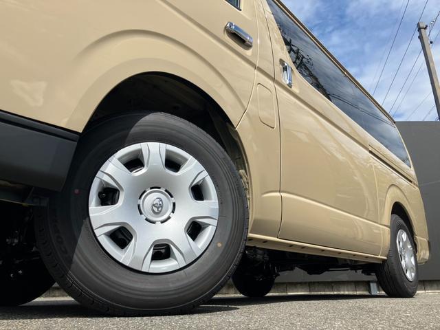 ハイエースバン ロングスーパーＧＬ　アースカラーパッケージ　未登録新車／４ＷＤ／両側パワースライドドア／パノラミックビューモニター／デジタルインナーミラー／クリアランスソナー／ＬＥＤヘッドライト／スマートキー／ＡＣ１００Ｖ電源（14枚目）