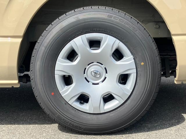 ハイエースバン ロングスーパーＧＬ　アースカラーパッケージ　未登録新車／４ＷＤ／両側パワースライドドア／パノラミックビューモニター／デジタルインナーミラー／クリアランスソナー／ＬＥＤヘッドライト／スマートキー／ＡＣ１００Ｖ電源（25枚目）