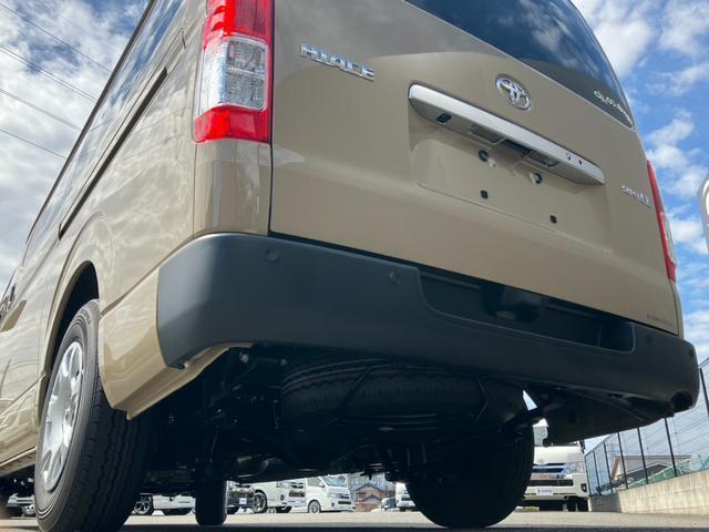 ハイエースバン ロングスーパーＧＬ　アースカラーパッケージ　未登録新車／４ＷＤ／両側パワースライドドア／パノラミックビューモニター／デジタルインナーミラー／クリアランスソナー／ＬＥＤヘッドライト／スマートキー／ＡＣ１００Ｖ電源（38枚目）