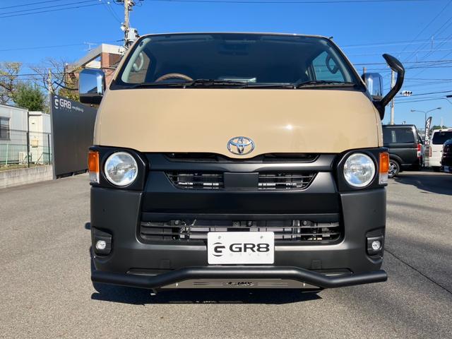 ハイエースバン ロングスーパーＧＬ　新車未登録／アースカラーＰＫＧ／ＡＬＰＩＮＥ　ＢＩＧＸ／ＨＤＭＩ／ＥＴＣ／Ｂカメラ／両側電動スライドドア／パノラミックビューＭ／デジタルインナーＭ／ＪＡＯＳバンパーガード／１６ｉｎＡＷ／ベッドキット（21枚目）