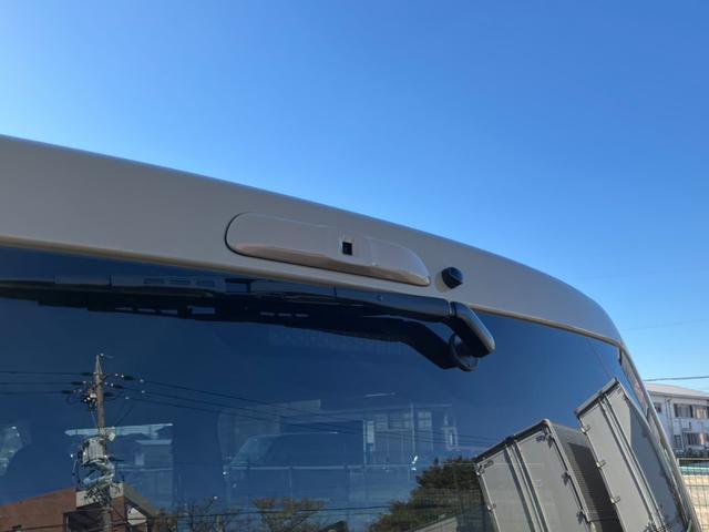ハイエースバン ロングスーパーＧＬ　新車未登録／アースカラーＰＫＧ／ＡＬＰＩＮＥ　ＢＩＧＸ／ＨＤＭＩ／ＥＴＣ／Ｂカメラ／両側電動スライドドア／パノラミックビューＭ／デジタルインナーＭ／ＪＡＯＳバンパーガード／１６ｉｎＡＷ／ベッドキット（37枚目）
