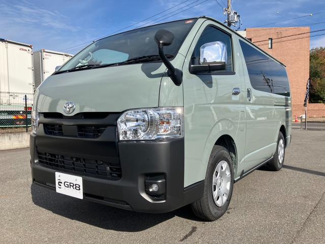 ハイエースバン ロングスーパーGL アースカラーパッケージ 登録済未使用車/寒冷地仕様/デジタルインナM/パノラミックビューM/両側電動スライドドア/クリアランスソナー/LEDヘッドライト/AC100V電源/20周年記念スカッフプレート(10枚目)