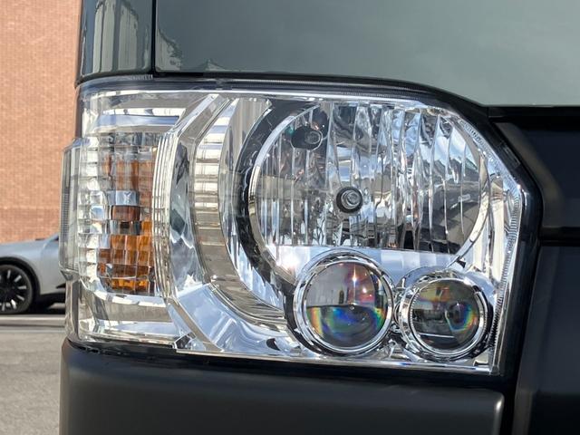 ハイエースバン ロングスーパーGL アースカラーパッケージ 登録済未使用車/寒冷地仕様/デジタルインナM/パノラミックビューM/両側電動スライドドア/クリアランスソナー/LEDヘッドライト/AC100V電源/20周年記念スカッフプレート(27枚目)