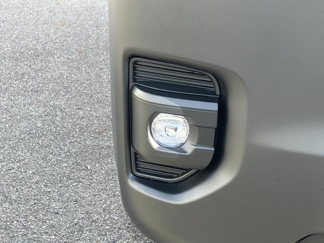 ハイエースバン ロングスーパーGL アースカラーパッケージ 登録済未使用車/寒冷地仕様/デジタルインナM/パノラミックビューM/両側電動スライドドア/クリアランスソナー/LEDヘッドライト/AC100V電源/20周年記念スカッフプレート(28枚目)
