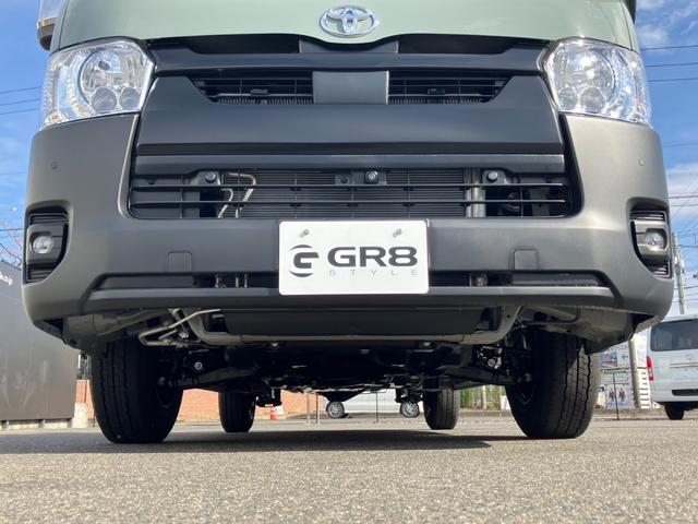 ハイエースバン ロングスーパーGL アースカラーパッケージ 登録済未使用車/寒冷地仕様/デジタルインナM/パノラミックビューM/両側電動スライドドア/クリアランスソナー/LEDヘッドライト/AC100V電源/20周年記念スカッフプレート(33枚目)